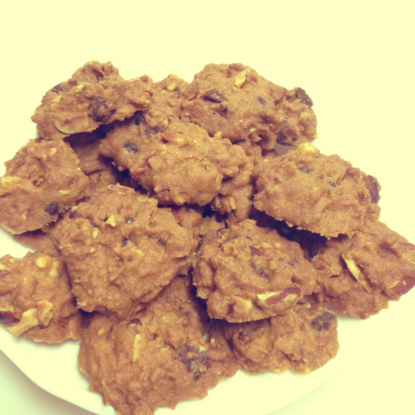 Almond Chocolate Chip Cookies by Nita