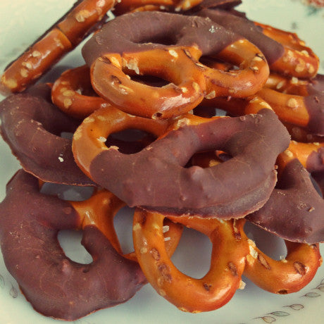 Chocolate Pretzel by Dapur Bonda