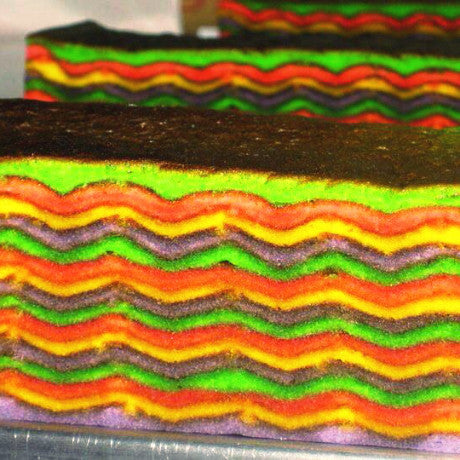 Kek Lapis Ombak by Q Cake